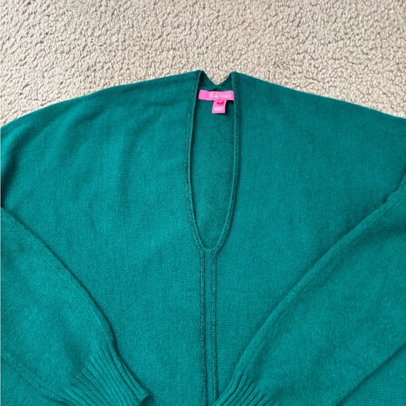 Beautiful Lilly Pulitzer Sevie Sweater – Green – Medium - Picture 2 of 4